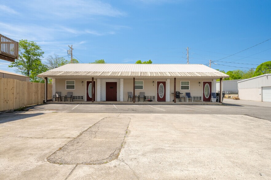 More Photos Of 3251 Main St, Pikeville Specialty For Sale