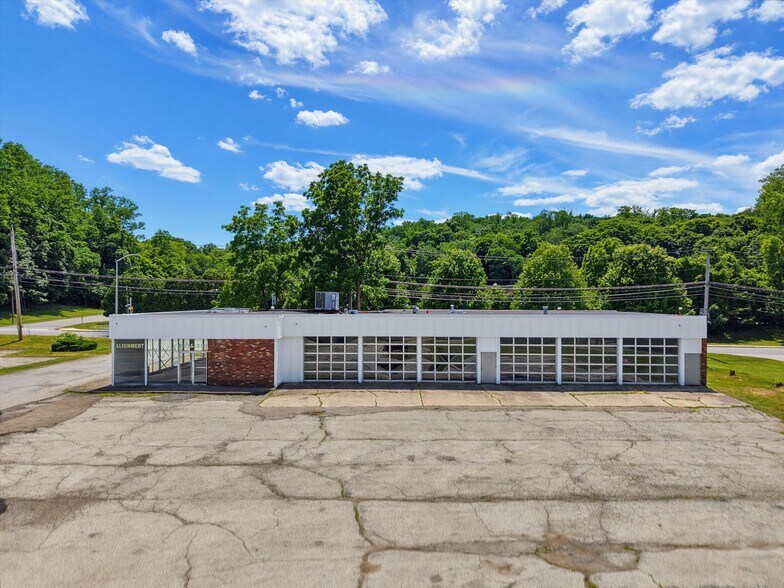 More Photos Of 1366 E Main St, Shrub Oak Unknown For Lease
