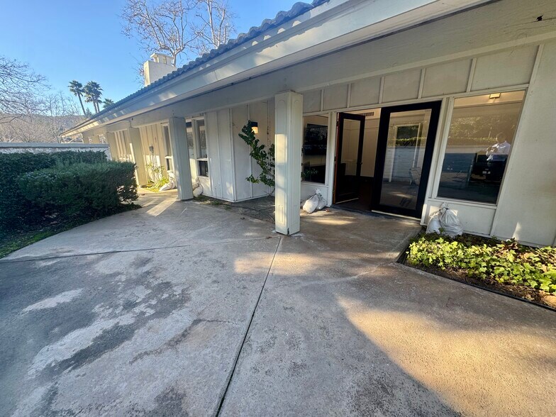 More Photos Of 6680 Bay Laurel Pl, Avila Beach Office For Lease