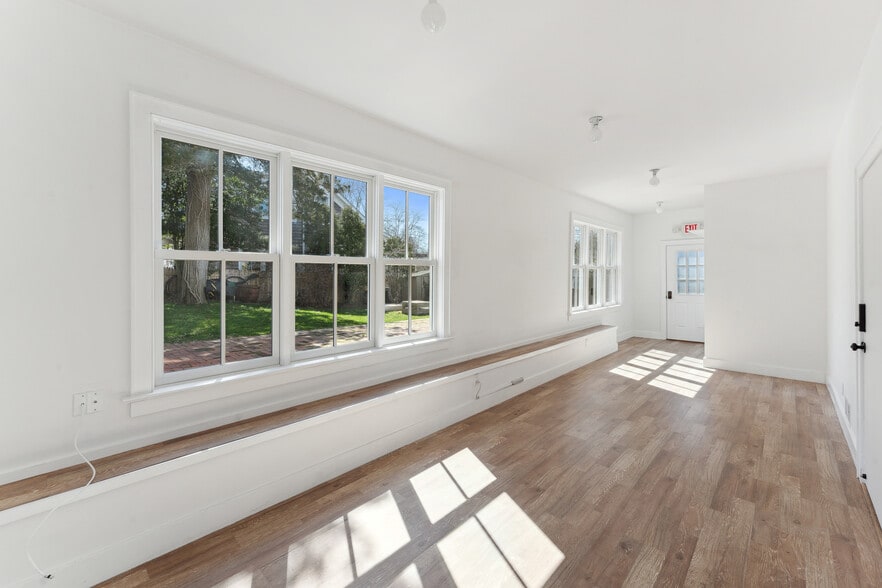 More Photos Of 200 Division St, Sag Harbor Loft Creative Space For Lease