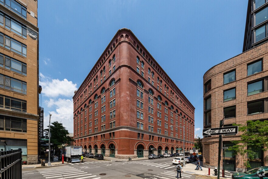 More Photos Of 666 Greenwich St, New York Apartments For Lease