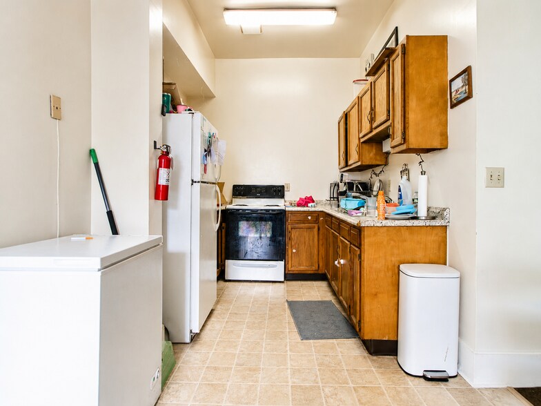 More Photos Of 134 Hunter St, Kingston Apartments For Sale
