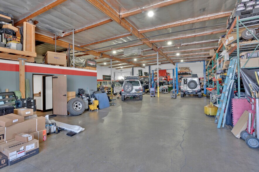 More Photos Of 23231 Vista Grande Dr, Laguna Hills Warehouse For Sale