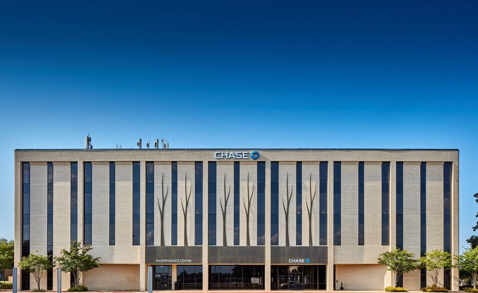 More Photos Of 100 Independence Pl, Tyler Office For Lease