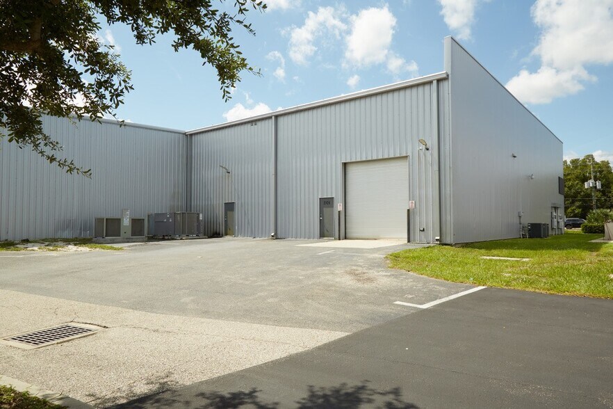 More Photos Of 11041 State Road 54, Odessa Storefront For Lease