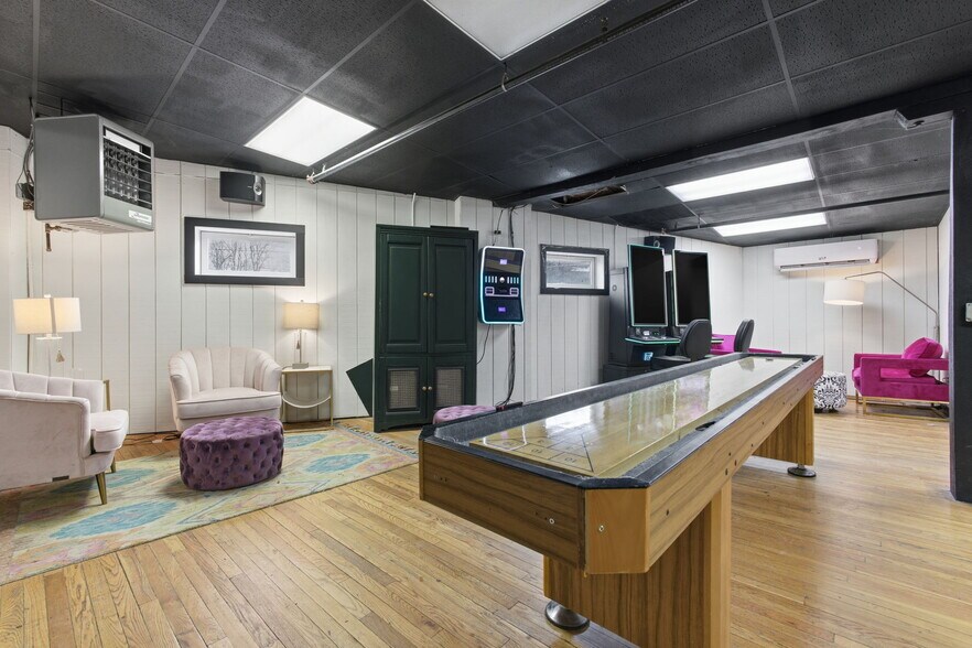 More Photos Of 2 Chapel St, Honesdale Flex For Lease