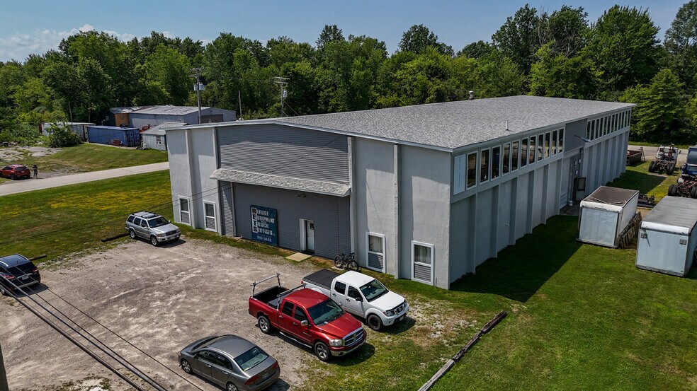More Photos Of 237 State Rd, Ashtabula Manufacturing For Sale