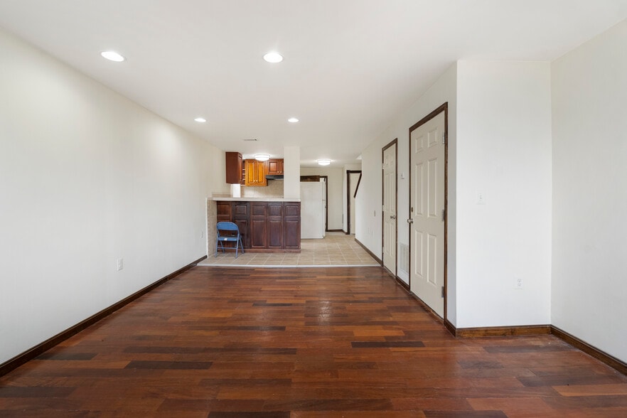 More Photos Of 2400 Druid Hill Ave, Baltimore Storefront Retail Residential For Sale