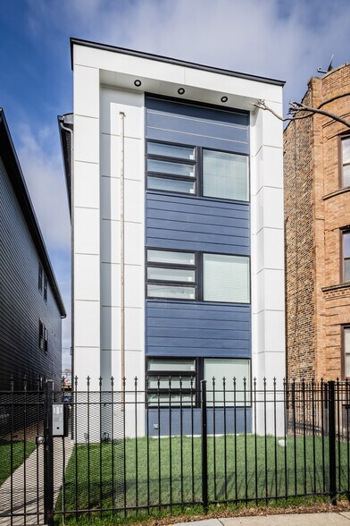 More Photos Of 6220 S King Dr, Chicago Multifamily For Sale