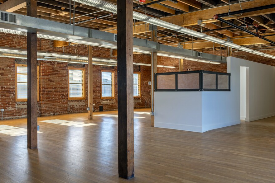 More Photos Of 2737 Larimer St, Denver Loft Creative Space For Lease