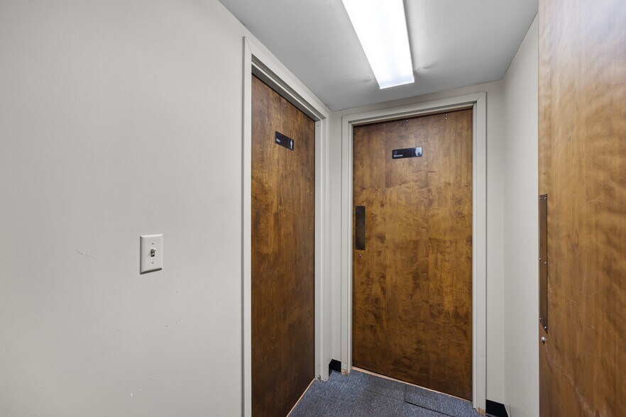 More Photos Of 116 N Church St, Jackson Office For Lease