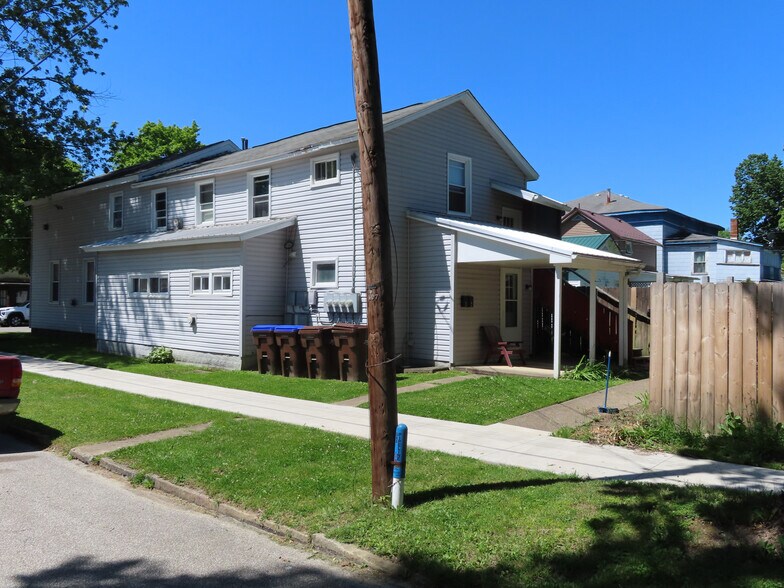 More Photos Of 130 E Spruce St, Titusville Apartments For Sale