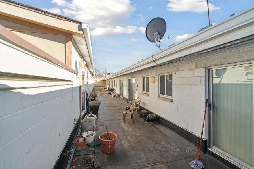 More Photos Of 4248 N 76th St, Milwaukee Storefront Retail Residential For Sale