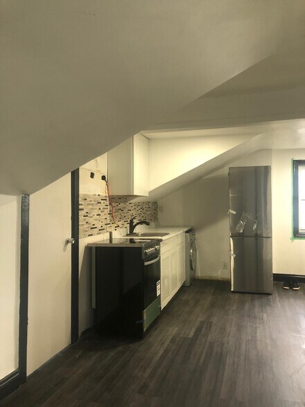 More Photos Of 85 Wilson St, Hamilton Apartments For Sale