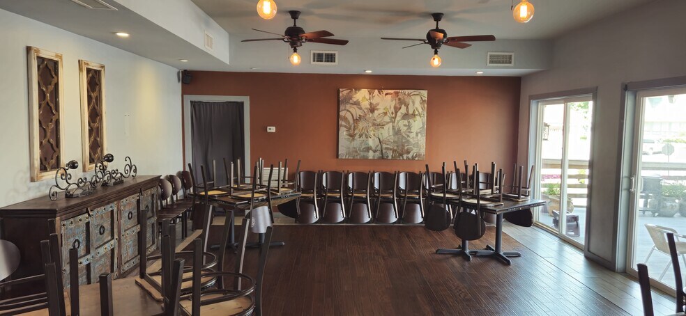 More Photos Of 6716 Church St, Douglasville Restaurant For Sale