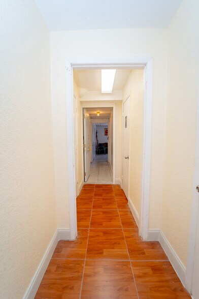 More Photos Of 10822-10824 NW 7th Ave, Miami Freestanding For Lease