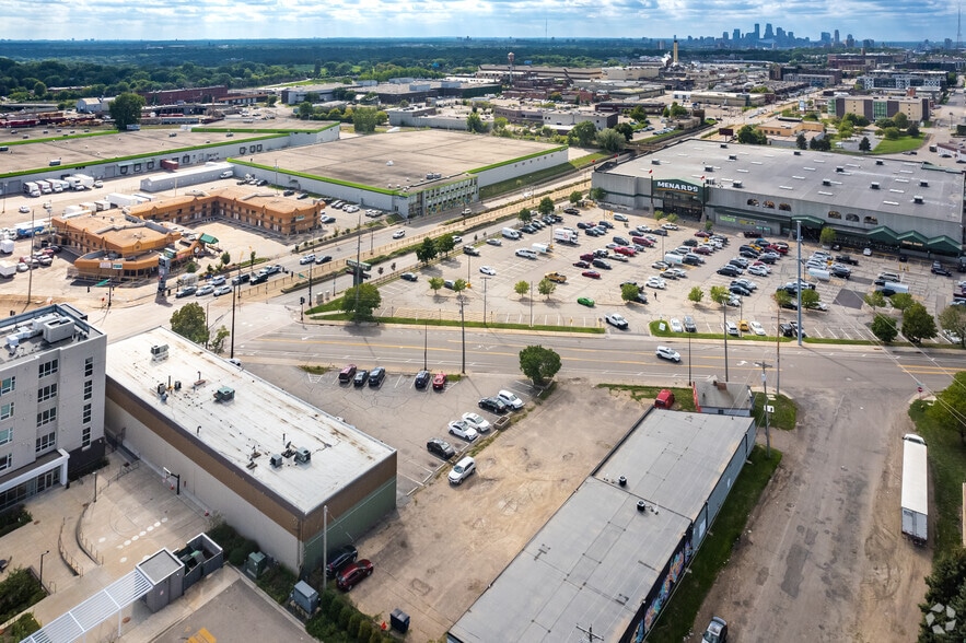 More Photos Of 1955 University Ave W, Saint Paul Medical For Lease