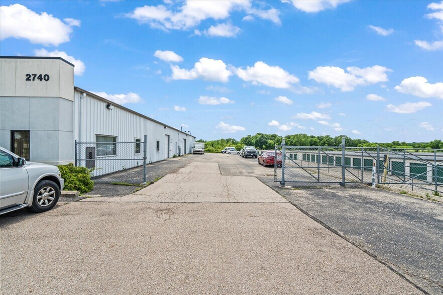 More Photos Of 2740 W National Rd, Vandalia Industrial For Sale