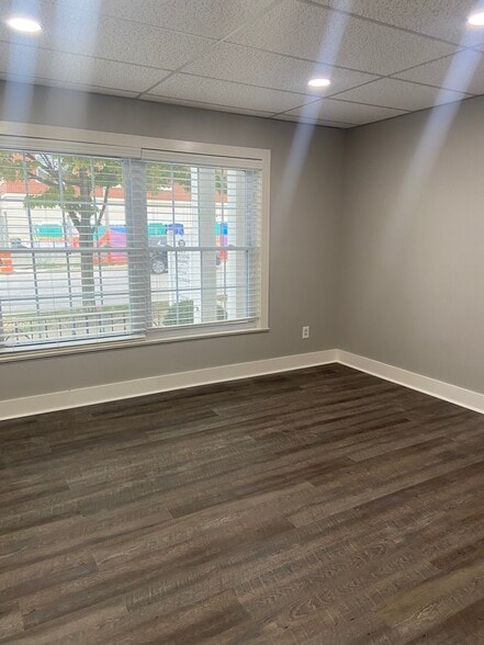 More Photos Of 225 E Liberty St, Medina Office For Lease