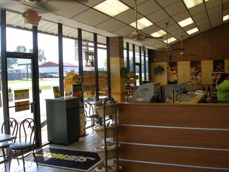 More Photos Of 959 N 3rd St, Langley Storefront For Sale