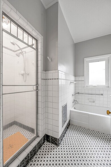 More Photos Of 454 Big Hill Ave, Richmond Office Residential For Sale