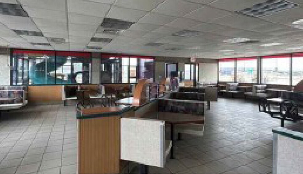 More Photos Of 3161 Joliet Ave, Missouri Valley Fast Food For Lease