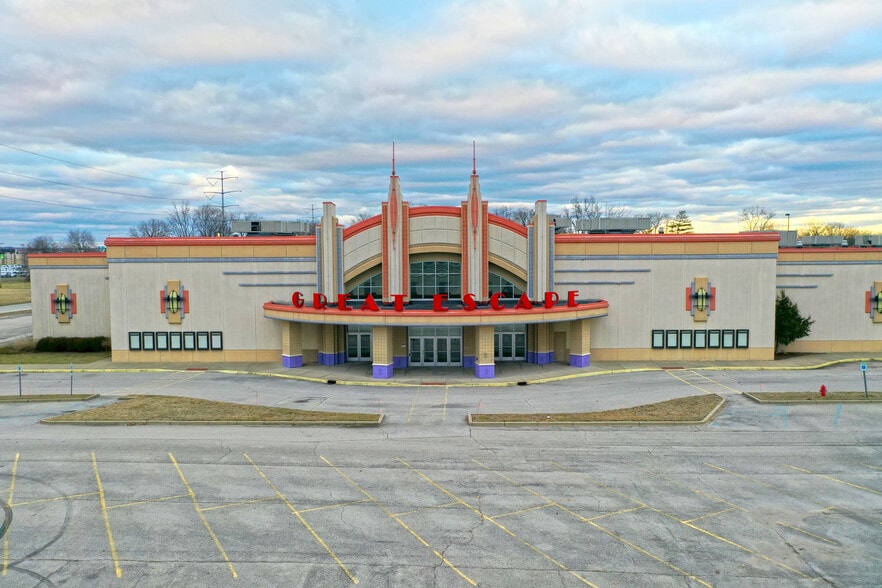 Primary Photo Of 951 B E Lewis And Clark Pky, Clarksville Movie Theatre For Sale