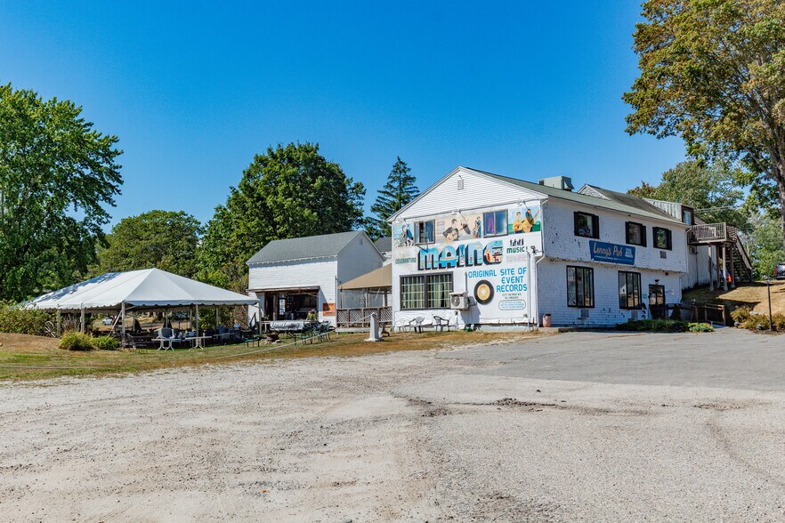 Primary Photo Of 10 Hardy Rd, Westbrook Freestanding For Sale