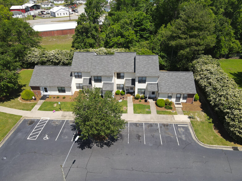 Primary Photo Of 100-109 Allen Ct, Four Oaks Apartments For Sale