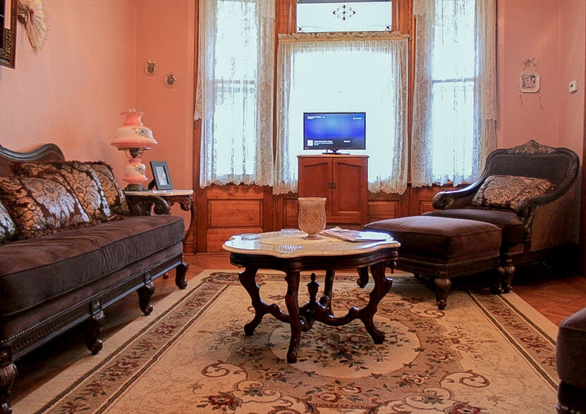 More Photos Of 103 N Almer St, Caro Hospitality For Sale