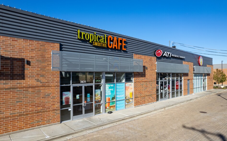 More Photos Of 3649-3651 N Western Ave, Chicago General Retail For Lease