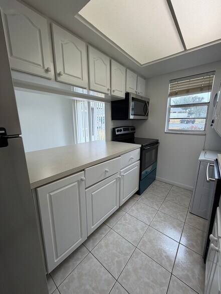 More Photos Of 2419 SE 16th Ave, Ocala Multifamily For Sale