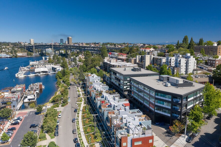 More Photos Of 2825 Eastlake Ave E, Seattle Office For Sale