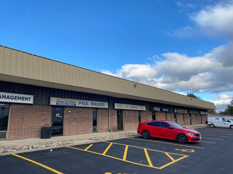 Primary Photo Of 9620 E State Route 350, Raytown Light Distribution For Lease