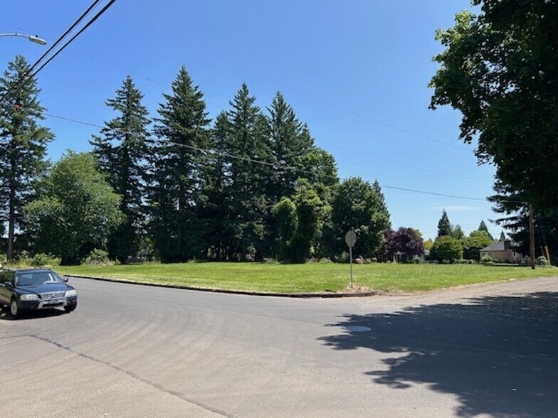 Primary Photo Of NE 4th & 5th Streets @ NE Linden Ave., Gresham Land For Sale