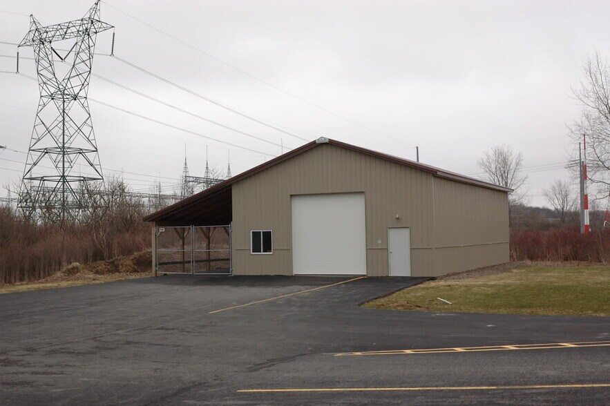 More Photos Of 4944 Ver Plank Rd, Clay Light Manufacturing For Sale