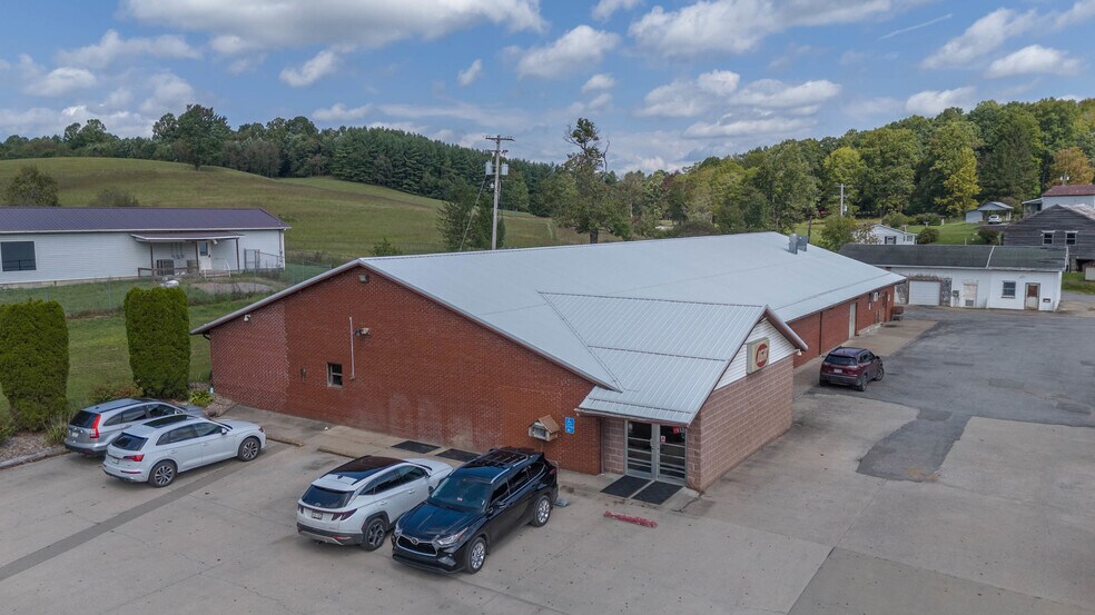 More Photos Of 88 Rock Cave Rd, Rock Cave Flex For Sale
