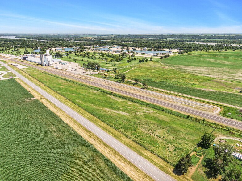 More Photos Of 1099 W 6th St, North Bend Land For Lease