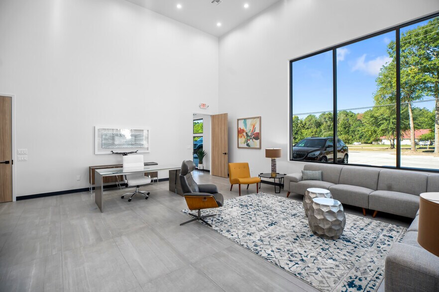 More Photos Of 2001 Tulane Dr, Lufkin Medical For Sale