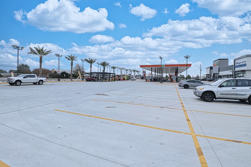 More Photos Of 16513 FM 529, Houston Storefront For Sale