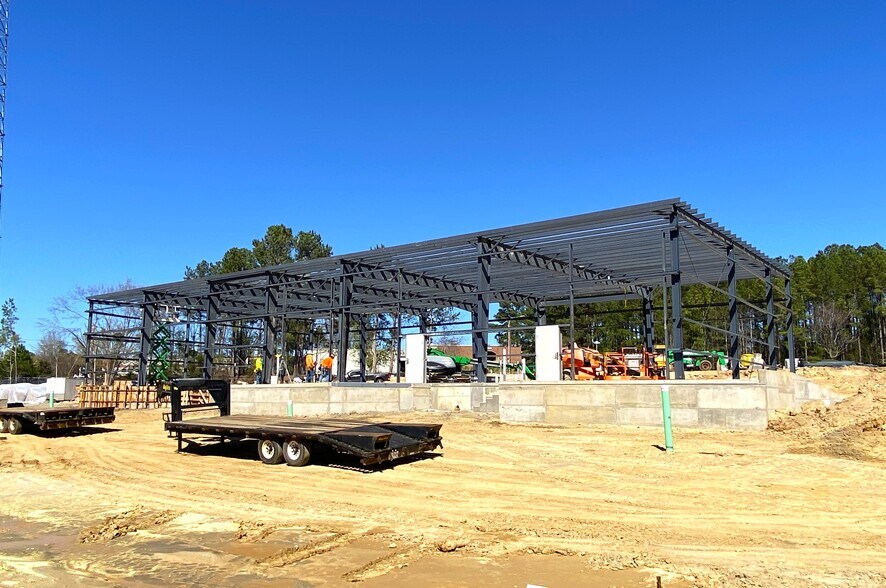 More Photos Of 150 Centrum Dr, Irmo Warehouse For Lease