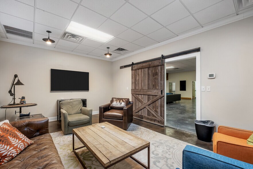 More Photos Of 1917 Commonwealth Ln, Tallahassee Medical For Lease