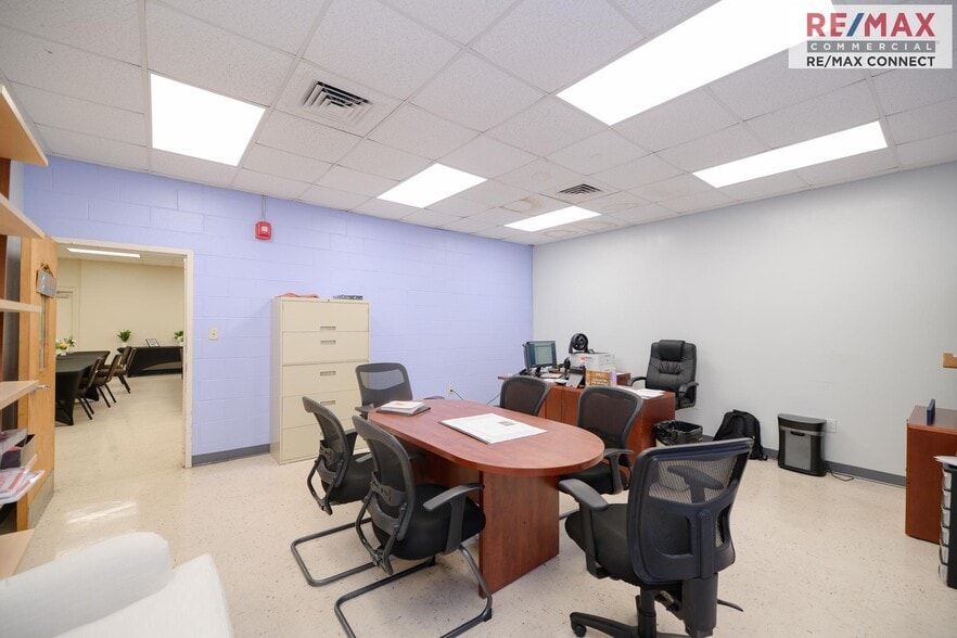 More Photos Of 1033 Big Bethel Rd, Hampton Religious Facility For Sale