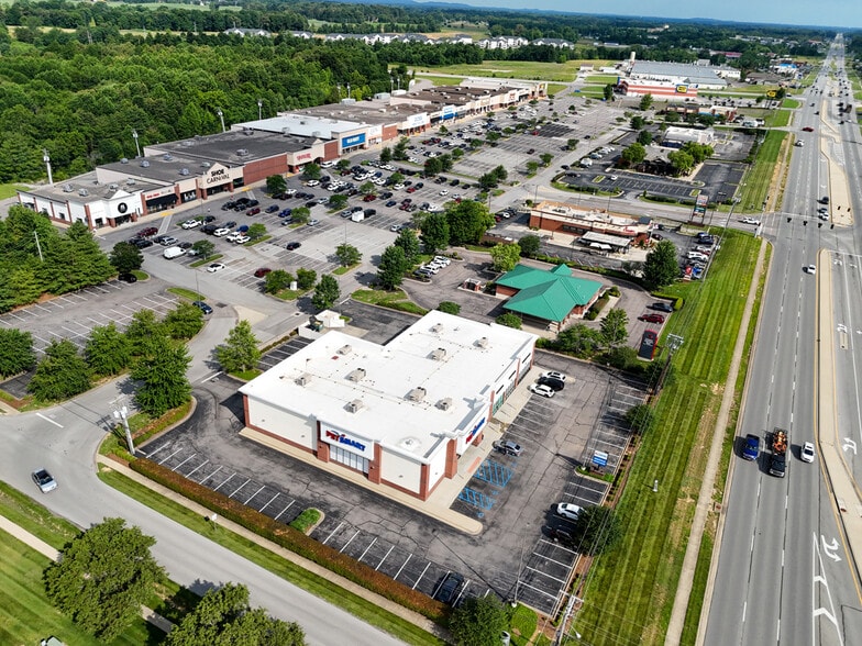 More Photos Of 1900 N Dixie Hwy, Elizabethtown Unknown For Lease