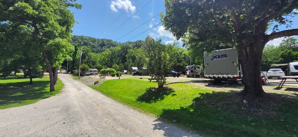 More Photos Of 469 River Rd, Lakeview Trailer Camper Park For Sale