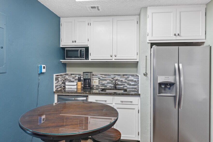 More Photos Of 4334 N Meridian Ave, Oklahoma City Office Residential For Sale