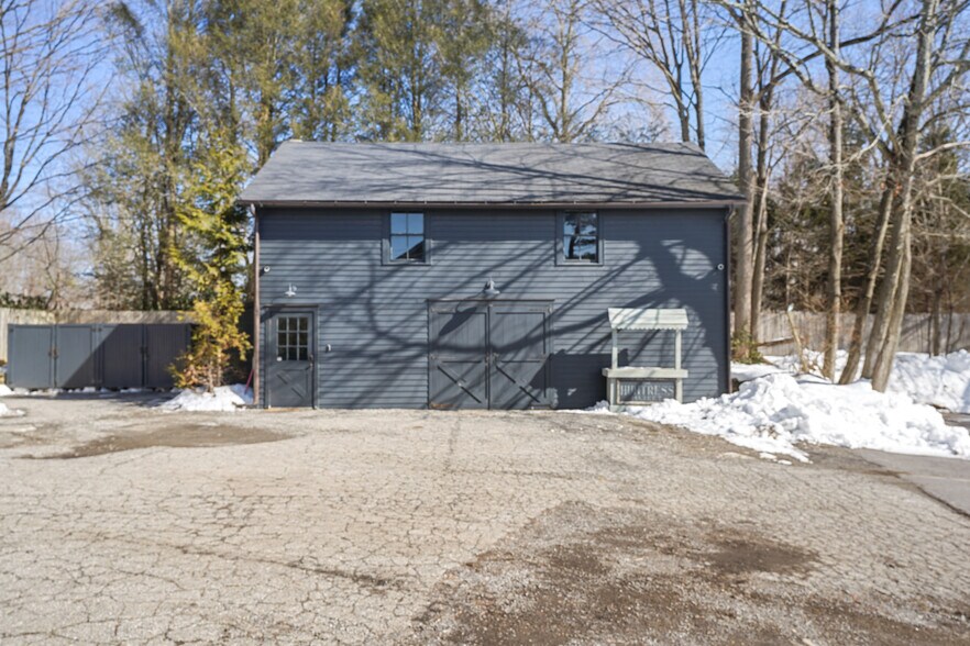 More Photos Of 259 Westchester Ave, Pound Ridge Storefront For Sale