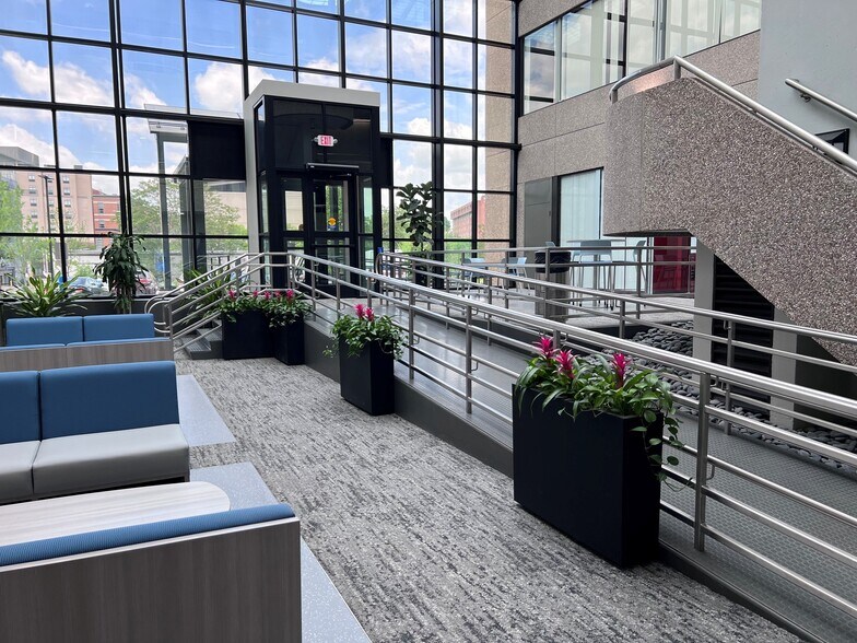 More Photos Of 120 Thomas St, Worcester Medical For Lease