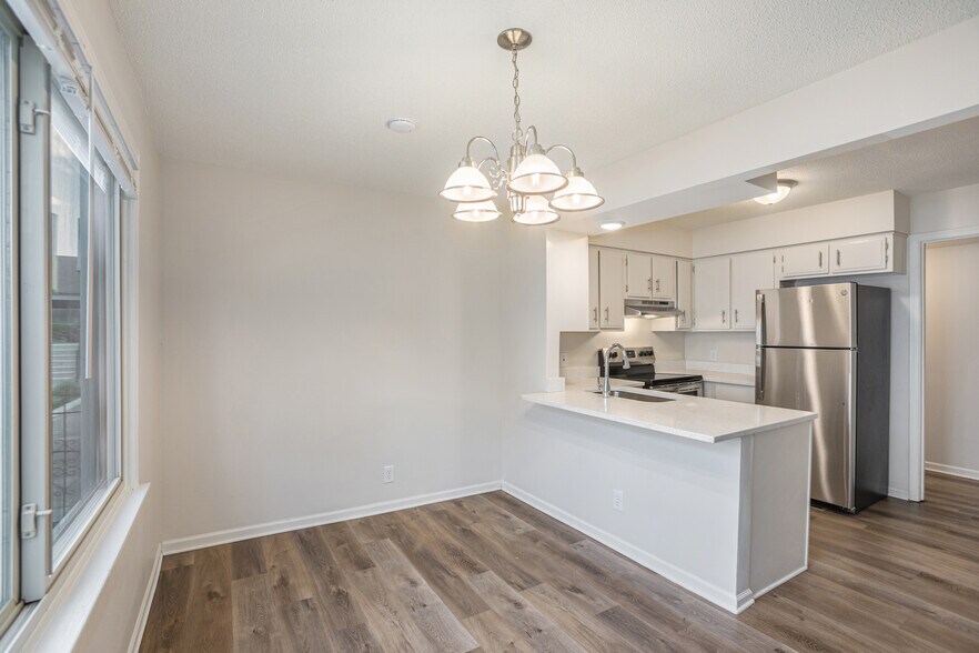 More Photos Of 8831-8837 Glenwood Ct, Overland Park Apartments For Sale