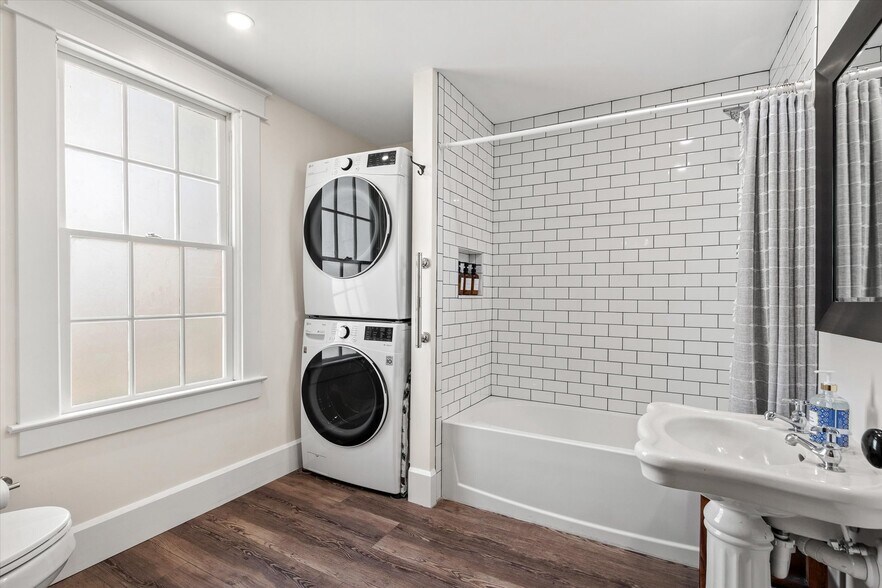 More Photos Of 16 Locust St, Saint Augustine Specialty For Sale